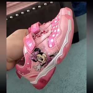 Minnie light up shoes